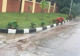 Royale Crown Villa Apartment