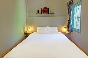 OYO 92825 Kamar Lombok