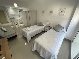 Studio In San Telmo- Paseo De La Cisterna- 529