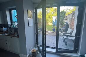 Charming 3BD House W/private Garden - Bristol