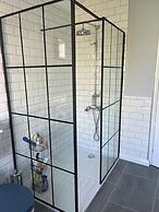 Charming 3BD House W/private Garden - Bristol