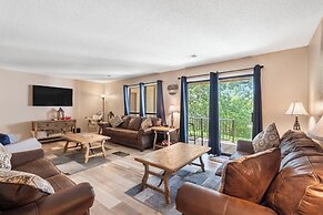 New Mulligans Escape - Community Pool