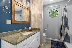 New Mulligans Escape - Community Pool