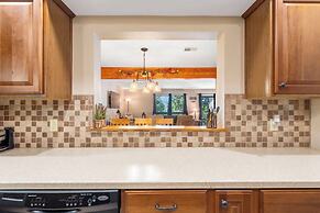 New Mulligans Escape - Community Pool