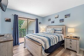 New Mulligans Escape - Community Pool