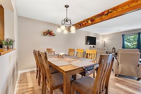 New Mulligans Escape - Community Pool