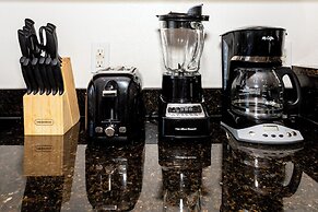 New Enchanted Tiki Cottage Onsite Amenities