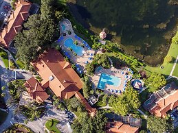 New Enchanted Tiki Cottage Onsite Amenities