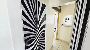 Cozy and Modern Apartment Black & White With Jacuzzi on Terrace