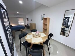 Studio In San Telmo Paseo De La Cisterna 323