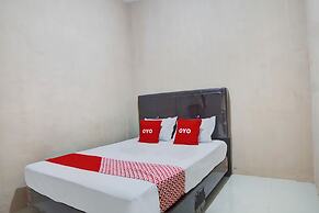 OYO 92826 Penginapan Syariah Faster Inn