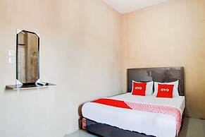 OYO 92826 Penginapan Syariah Faster Inn