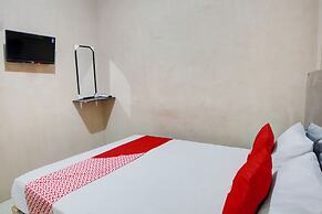 OYO 92826 Penginapan Syariah Faster Inn