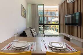 Sunny Hall Flat by EasyHome