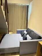 Sunny Hall Flat by EasyHome