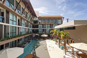 Sunny Hall Flat by EasyHome