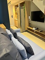 Sunny Hall Flat by EasyHome