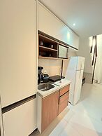 Sunny Hall Flat by EasyHome