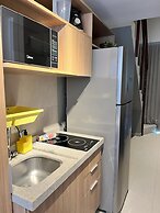 Sunny Hall Flat by EasyHome