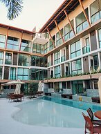 Sunny Hall Flat by EasyHome