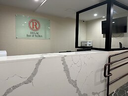 Regal Inn & Suites New York LaGuardia Hotel