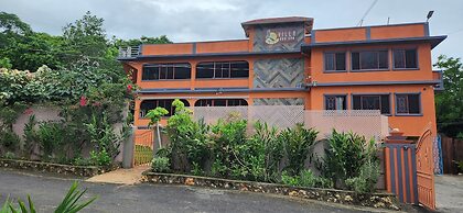 Beach-Pool-Sun-family-6 bedroom getaway