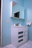 Beach-Pool-Sun-family-6 bedroom getaway