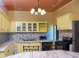 Beach-Pool-Sun-family-6 bedroom getaway