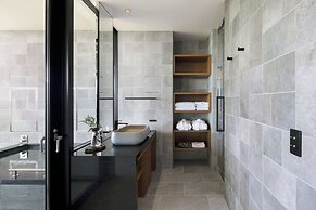 GOTO RETREAT by Onko Chishin