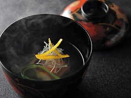 GOTO RETREAT by Onko Chishin