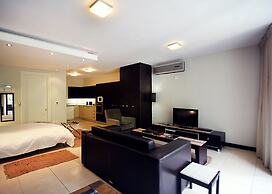 Cosy Studio in Camps Bay