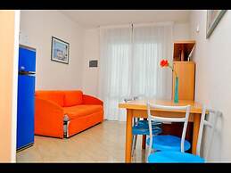 Bright Flat Next to the Beach in Bibione - Beahost