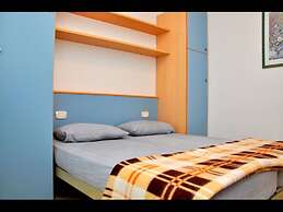 Bright Flat Next to the Beach in Bibione - Beahost