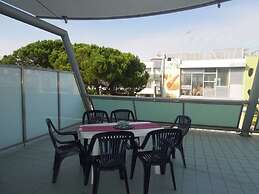 Modern Beachside Flat - Beahost