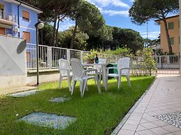 Modern Flat With Private Garden