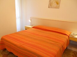 Modern Flat With Terrace - Beahost Rentals