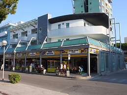 Modern Flat Close to the Beach - Beahost Rentals