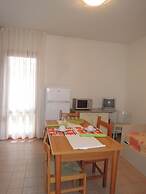 Nice Flat for 6 Guests With Private Garden