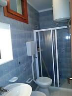 Bright sea Front Apartment With Terrace - Beahost