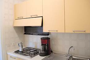 Colourful Flat Next to the Beach - Beahost Rentals