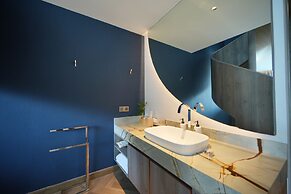 Ten Six Hundred, Chao Phraya, Bangkok by Preference, managed by The As