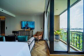 Ten Six Hundred, Chao Phraya, Bangkok by Preference, managed by The As