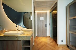 Ten Six Hundred, Chao Phraya, Bangkok by Preference, managed by The As