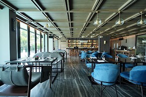 Ten Six Hundred, Chao Phraya, Bangkok by Preference, managed by The As