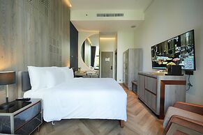 Ten Six Hundred, Chao Phraya, Bangkok by Preference, managed by The As