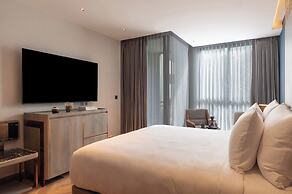 Ten Six Hundred, Chao Phraya, Bangkok by Preference, managed by The As