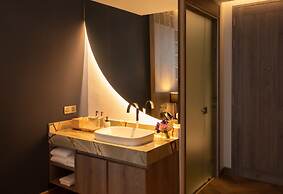 Ten Six Hundred, Chao Phraya, Bangkok by Preference, managed by The As