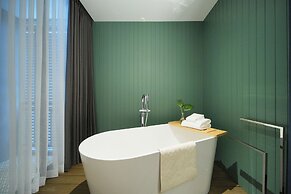 Ten Six Hundred, Chao Phraya, Bangkok by Preference, managed by The As