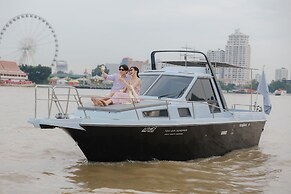 Ten Six Hundred, Chao Phraya, Bangkok by Preference, managed by The As