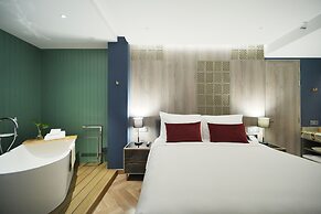 Ten Six Hundred, Chao Phraya, Bangkok by Preference, managed by The As